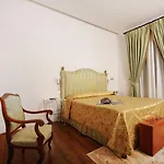 Tenuta Ponziani Wine Resort&spa בית חווה *